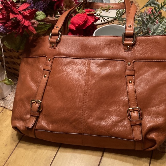 Etienne Aigner leather Tan Tote Bag - Picture 6 of 15